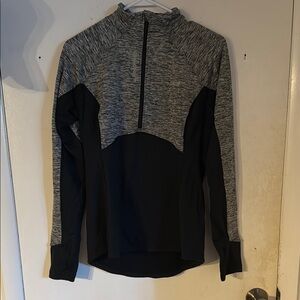Men's Black and Gray Sweater